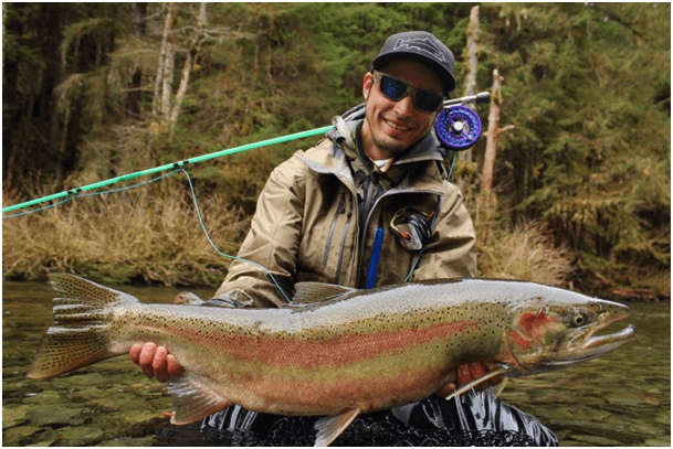 Boîte à Mouches Articulée Irideus GreenWater Recon - Camo, Grande Capacité - Fabriquée Aux USA