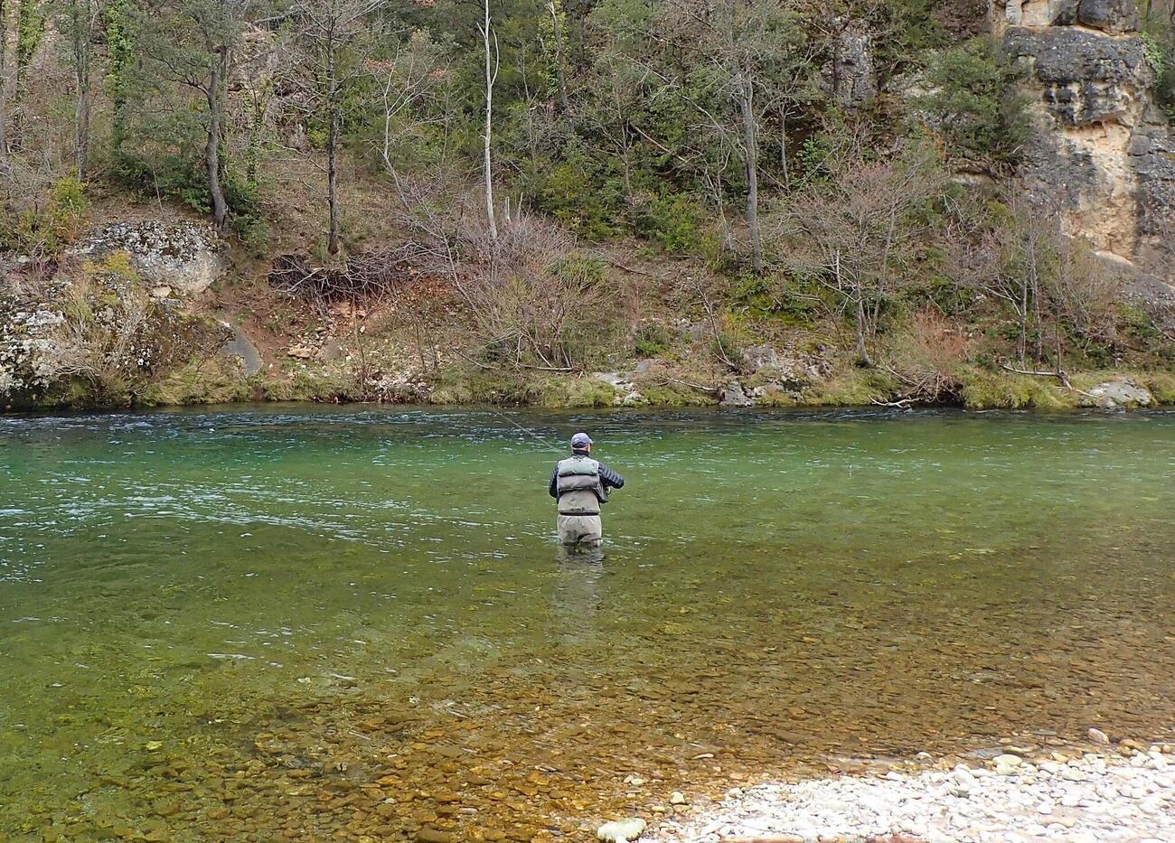 Comprendre les postes à truite et lire la rivière Truites & Cie