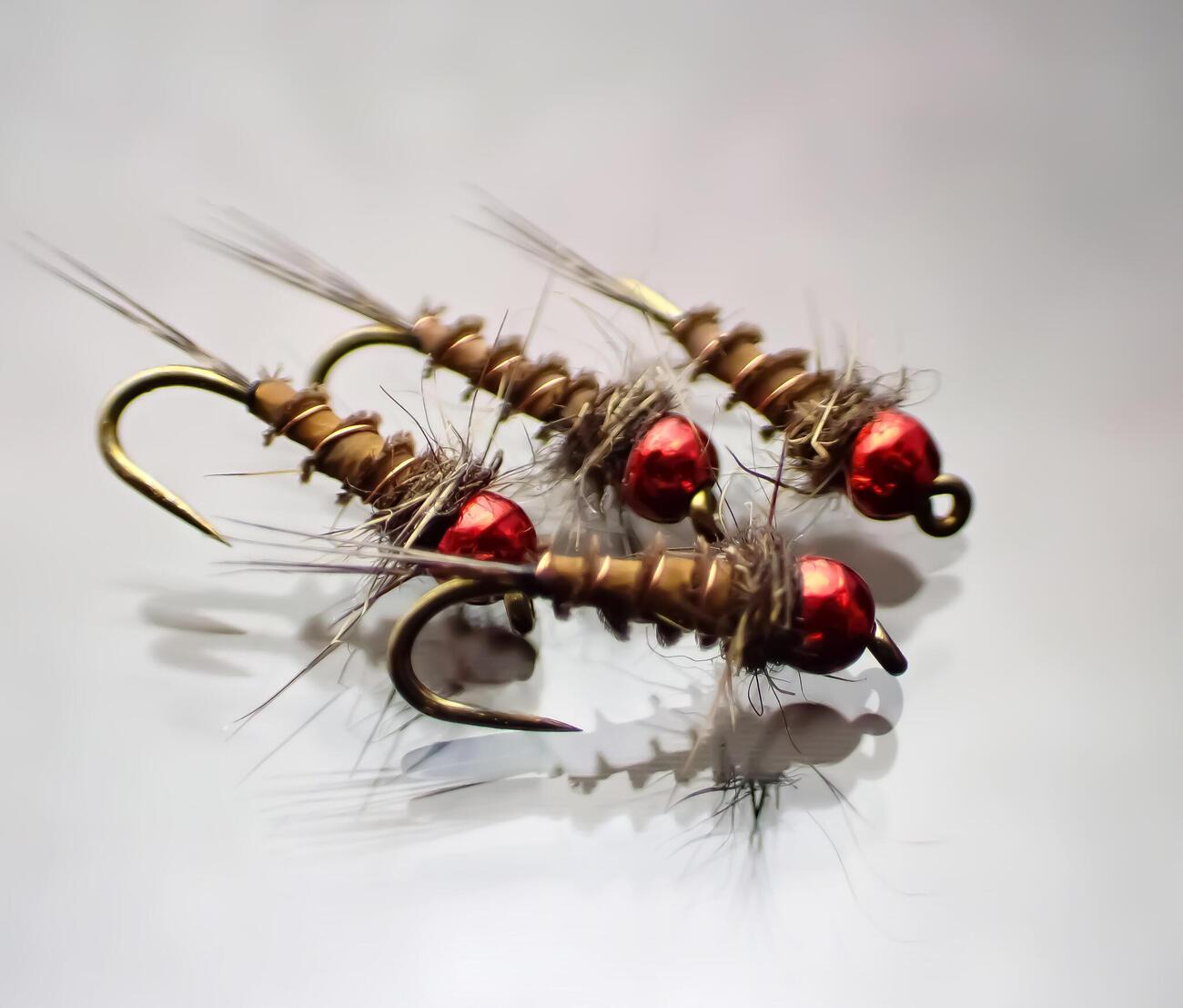 Mouches de Pêche à la Mouche Hameçons Sans Barres Comprend Mouches Nymphes Streamers pour Truite Saumon Pêche à la Tête d'Acier 12