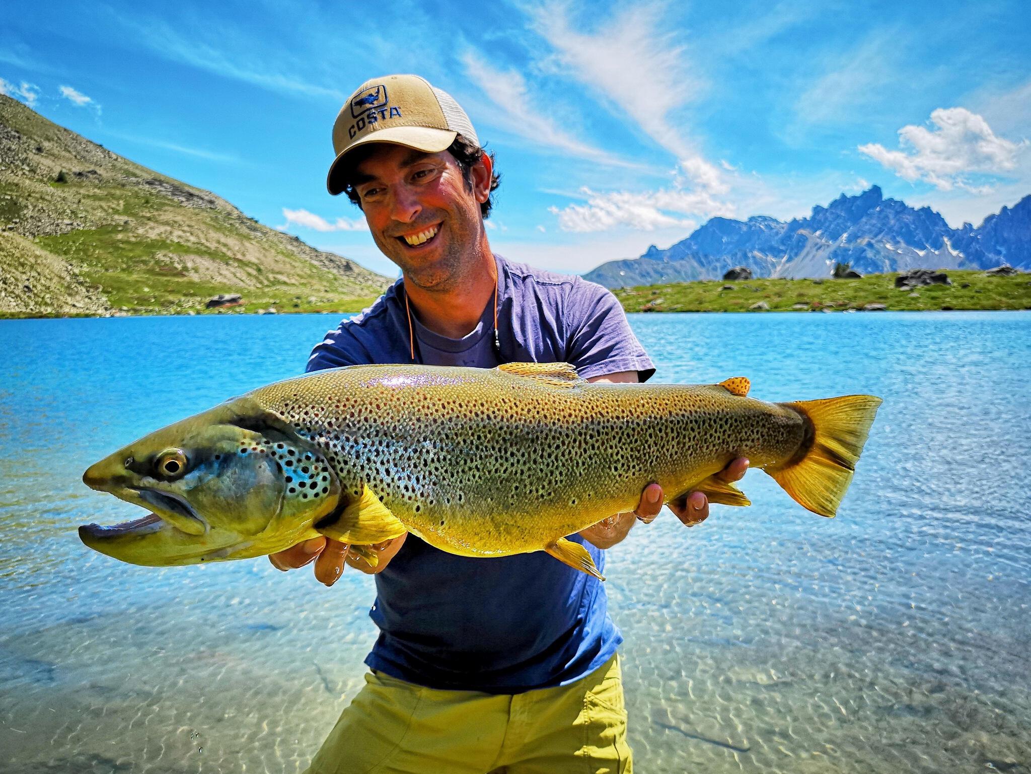 Pêche des grosses truites les meilleures rivières en France
