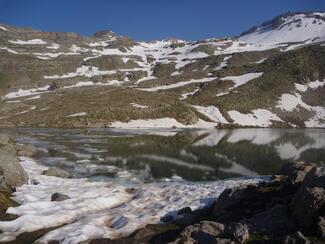 pêche leurre lac de montagne